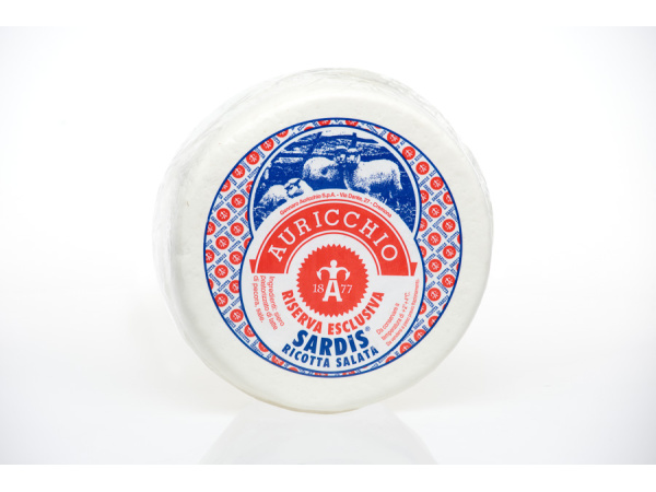 RICOTTA salata di pecora
